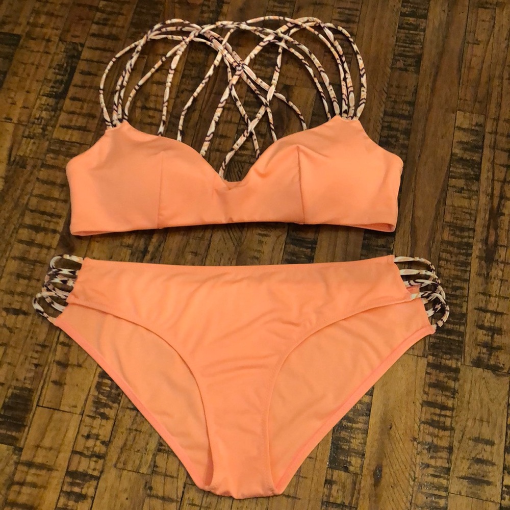 H&M cute swim suit